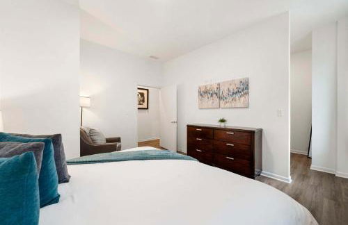 Stylish 3BR Gem in Prime Location - Foto 24