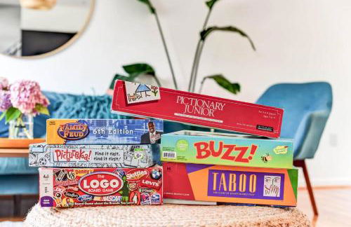 Walk to the Beach! Beach Passes | Games I King Bed - Foto 37