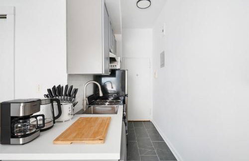 74-3C New Studio in Prime UWS - GYM In Building - Foto 7