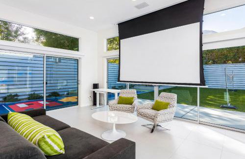 Far Far Away in Vista Las Palmas by ACME House Company - Foto 45