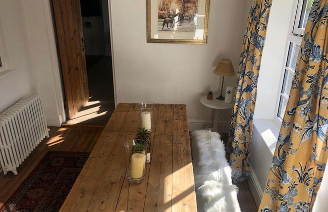 Charming Country Cottage in a Peaceful Location - Photo 20