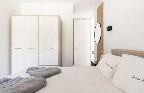 SalvatoreHomes - Luxurious Dreamview Waterfront Apartment in Torri del Benaco with Pool - Casa Azura - a 5 Star Luxury Collection at Lake Garda - Foto 30