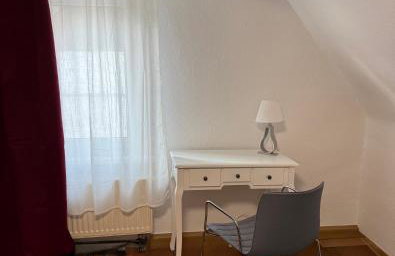 Ferienhaus für Familientreffen mit großem Garten, Parkplätzen - Foto 10