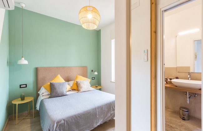 Mediterranean Suites - Old Town - Photo 4