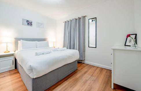 Bright Cosy Cottage with Parking and Outdoor Patio - Foto 2