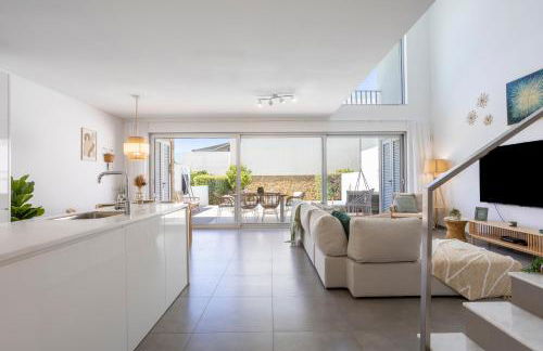 Stylish 3-Bedroom Villa Haven with a Private Pool - Foto 15