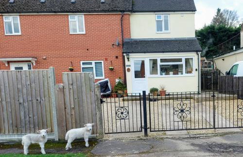 The Beehive - Self catering in the heart of the Forest of Dean - Photo 23