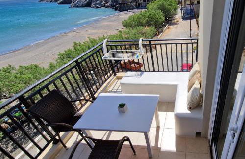 Edelweiss Rent Rooms-Rent a Car - Foto 37