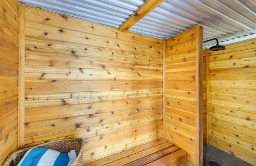 Coastal PNW Home on Swimmable Beach with Hot Tub! - Foto 29