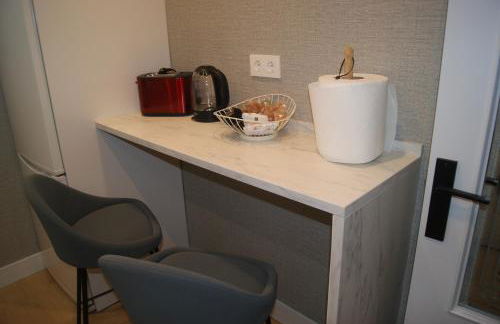 Nuevo, luminoso, reformado, cerca del Casco Viejo - Foto 17