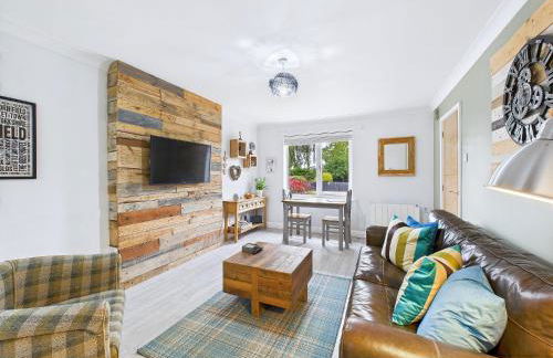 Bijou Abode- bungalow with free private parking - Foto 4