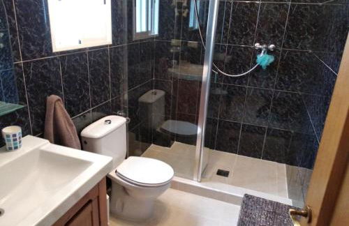 Villa with Private Pool & Hot tub - Foto 22