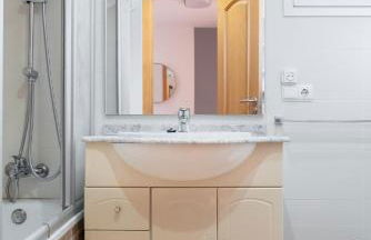 Casa Grande con Piscina Barbacoa cerca de la Playa con Aire Acondicionado Centralizado - Photo 5