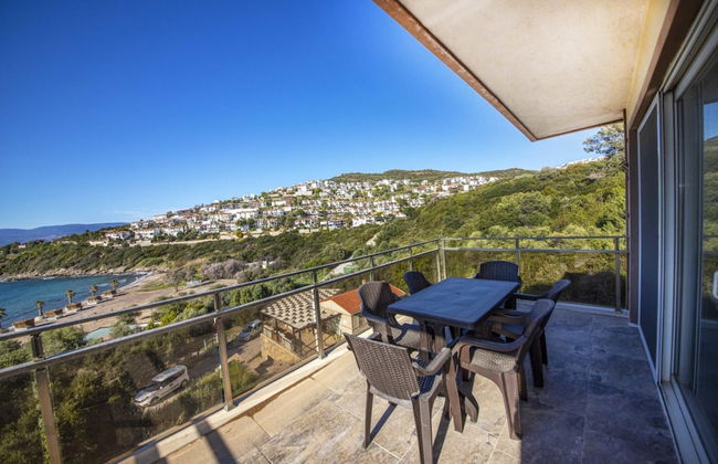 Villa With Sea View and Terrace in Milas Bodrum - Foto 3