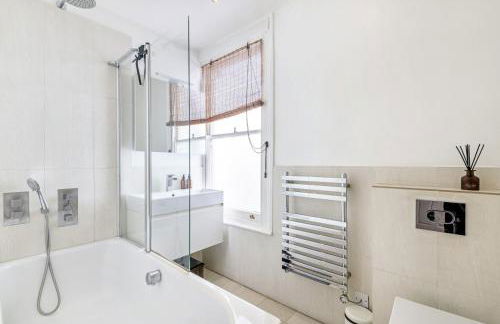 Chancery's Loft Private Apartment - Photo 6