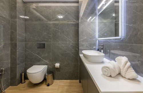 Villa Bianca with Jacuzzi - Photo 18