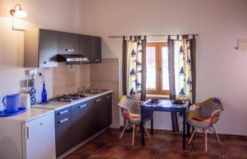 Gorgeous Apartment In Trget - Foto 28