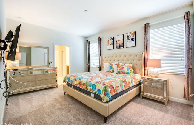 9 Bedroom 5 Bathroom Villa - Foto 3