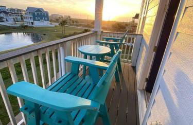 Rise and Shine Beach House with Ocean Views and Pointe West Resort Pools - Foto 26