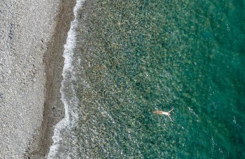 Amalthia Villa, Heated Pool & Walk to the Beach, By ThinkVilla - Photo 5