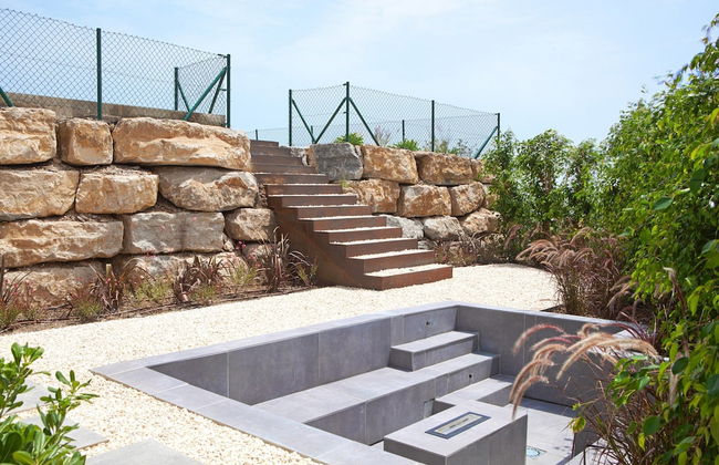 Villa in Marbella With Private Heated Pool - Photo 50