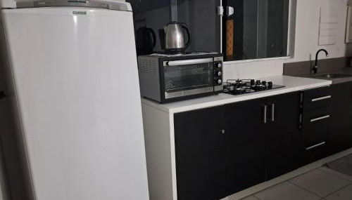 Apartamento 2 quartos 2 km da praia espaçoso - Foto 3