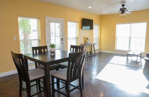 Tidy and Comfy 3BR, Balcony, WD, Free WiFi -E- - Foto 22