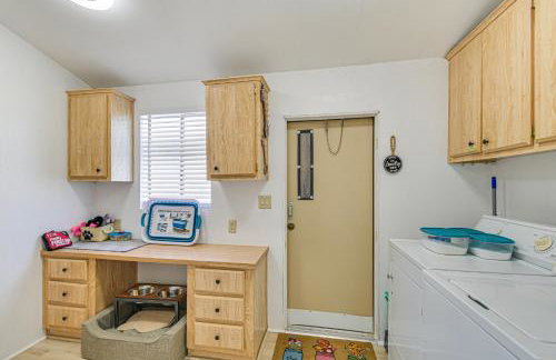 5 Mi to River Topock Boating and Off-Roading Oasis! - Foto 23