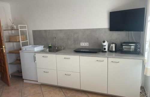 Apartment - 2 Bedrooms - Kitchen - Shared Pool - View - Foto 7