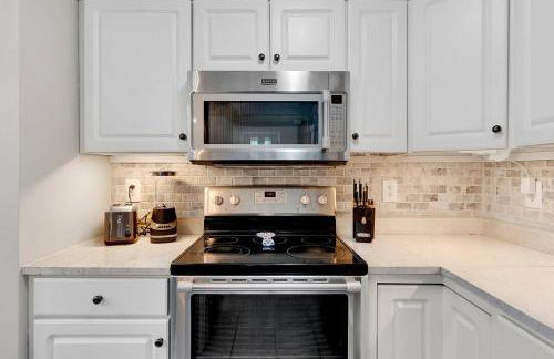 Waterfront Access with Kayaks Private Deck and a Firepit - Photo 29