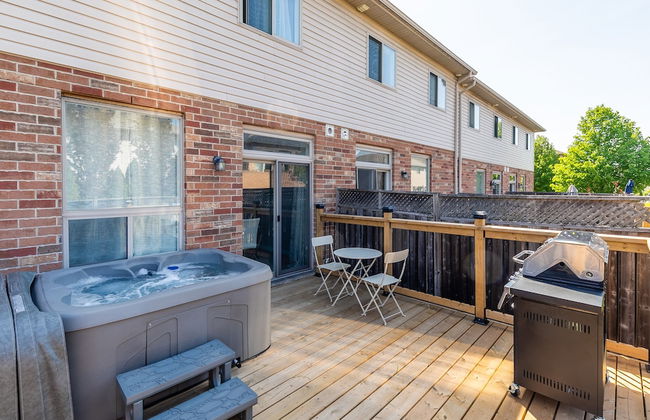 GLOBALSTAY. Modern 3-4 Bedroom Town - Photo 42