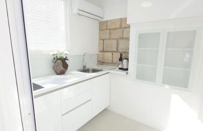 Jele - Perfect Location - A1 - Photo 6