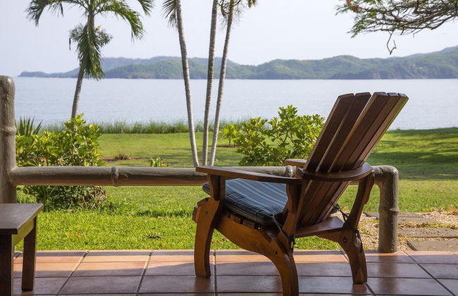 Newly Remodeled Beachfront Condo, Ground-Floor Terrace & Direct Access to Playa Flamingo - Foto 36