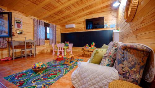 Madera y Miel Casa Rural con niños en Puy du Fou - Foto 2, Game Room