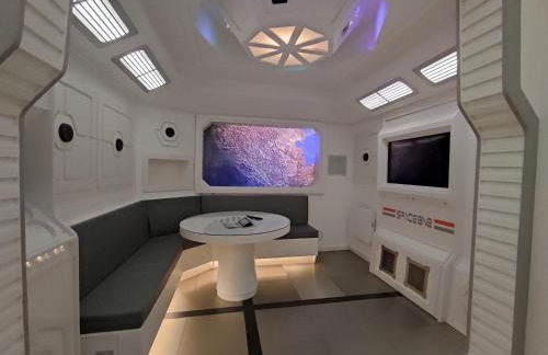 Space Lodge, vaisseau spatial - jeu type escape game - Photo 1