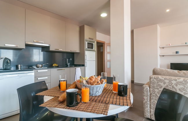 Pierre & Vacances Barcelona Sants - Foto 11