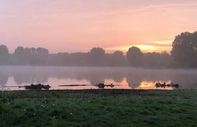 Stylish Harborfront Escape - Photo 13