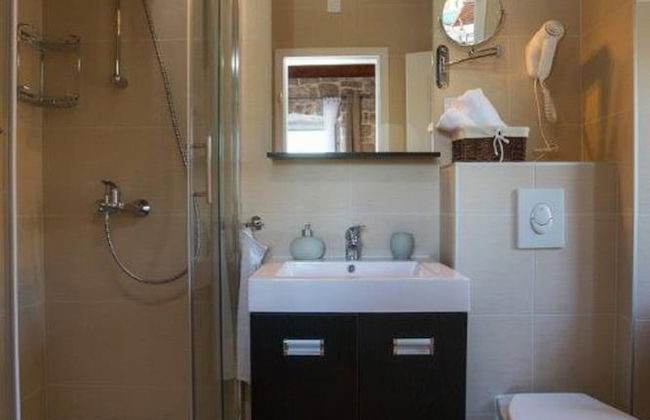 Beautiful 4-bed Villa for up to 10 Guests - Foto 7