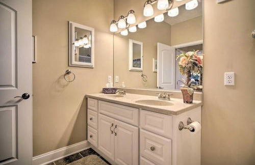 Spacious Baneberry Home with Lake Douglas Views! - Foto 33