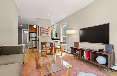 Cozy 2 Bed Apt - Foto 3