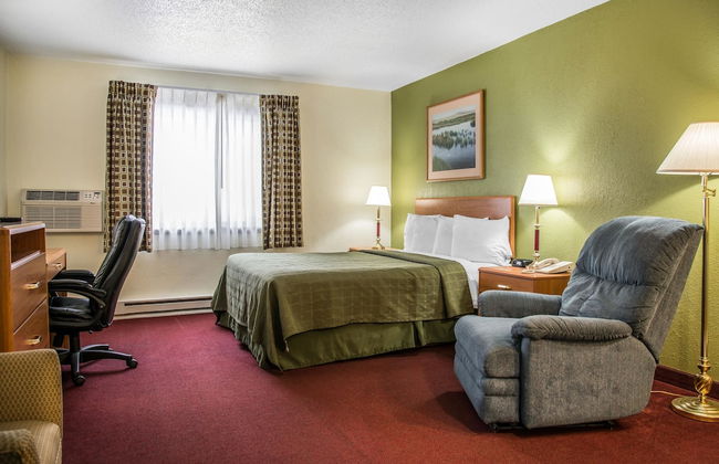 Hudson Inn & Suites - Foto 14