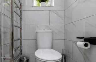 Deluxe studio Apartments - City Airport & Excel Ideal for Long stay - Foto 23