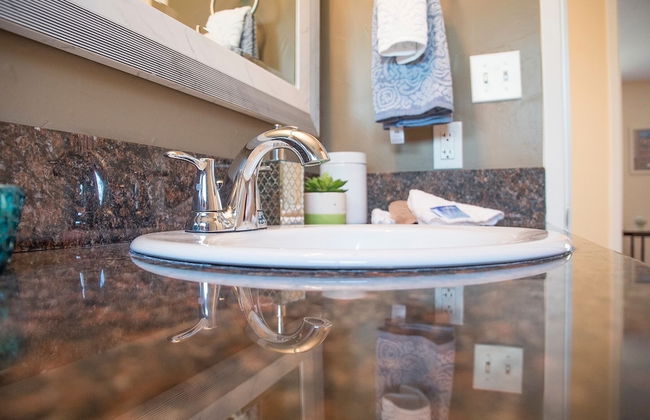 Longer Stay for Travelers Blocks from Hospital and Downtown Security Gates - Foto 38