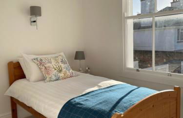 Wren House - Photo 4