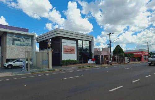 CASA - 3 quartos com ar - garagem para 3 carros - Foto 14