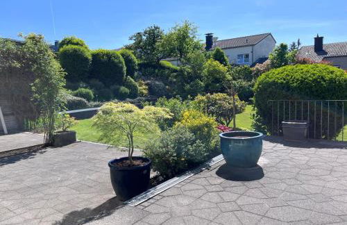 Ruhige Wohlfühloase auf zwei Ebenen - mit Terrasse im Grünen und Balkon - Foto 24