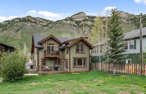 Cozy Spacious Mountain Home Close To Everything - Foto 21