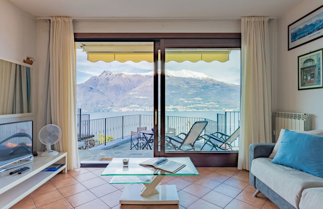 2 bedroom Apartment in Bellano with garden and terrace - Photo 1