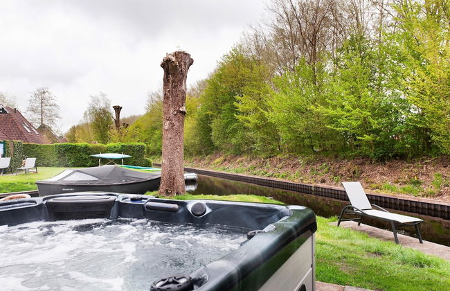 Bungalow in Friesland With Private Spa & Sloop - Foto 1