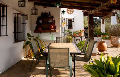 Casa de Campo La Mejorana Refugio entre olivos sin renunciar al confort - Foto 9